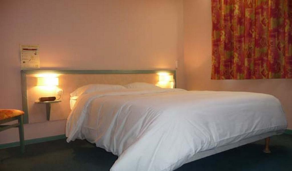 Hotel Le Chatelain Faulquemont Habitación foto