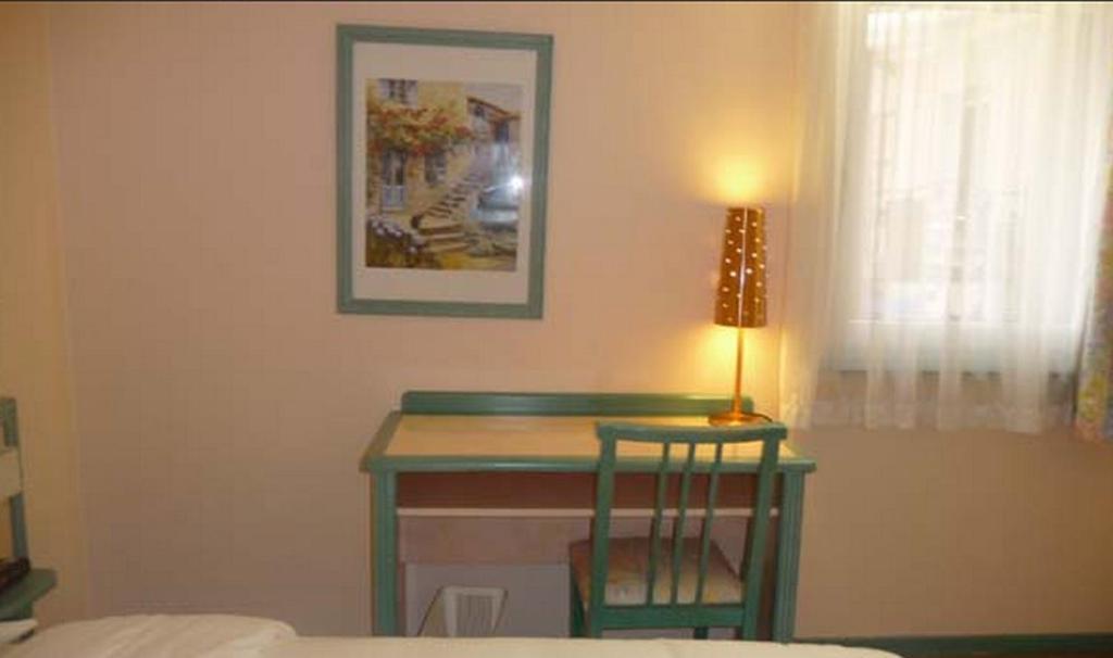 Hotel Le Chatelain Faulquemont Habitación foto