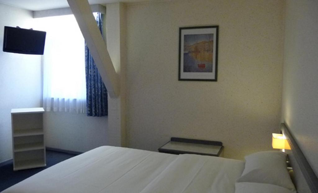 Hotel Le Chatelain Faulquemont Habitación foto